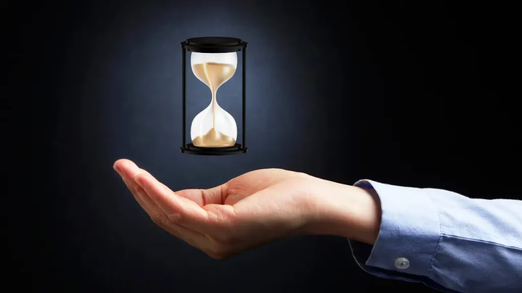 Nicotine Withdrawal Timeline Symptoms Image of an hour glass
